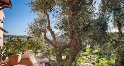 Villa 'In Collina Vista Mare' with Sea View, Private Terrace and Private Garden