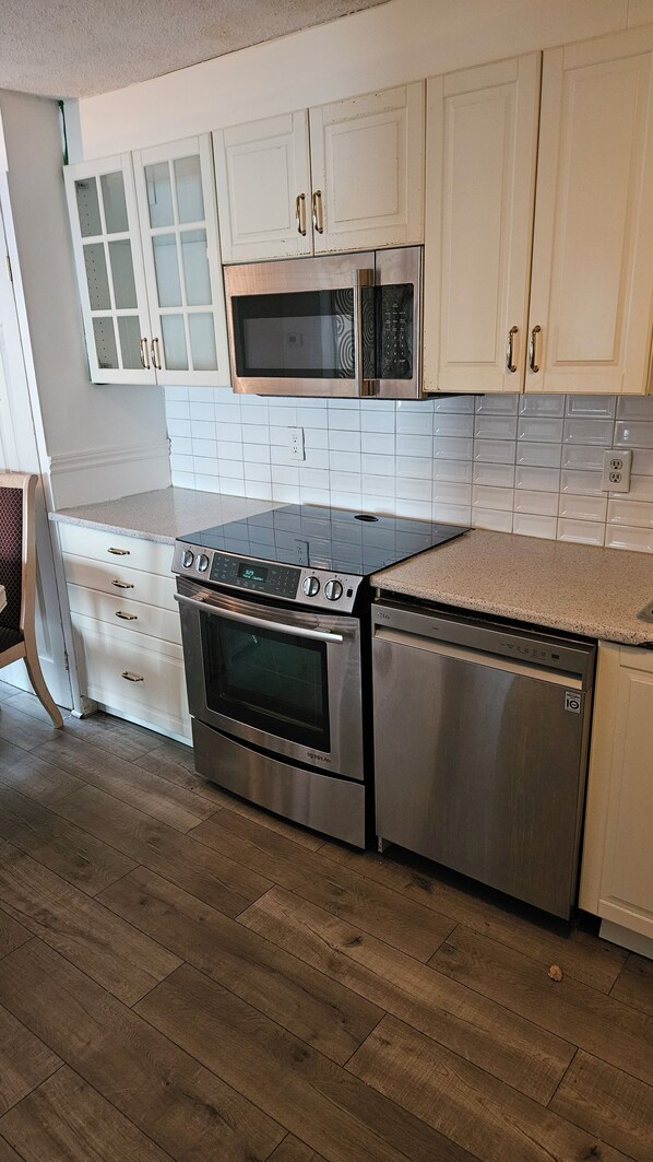 Microwave, oven, stovetop, dishwasher