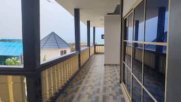 Deluxe Single Room, Beach View | Terrace/patio