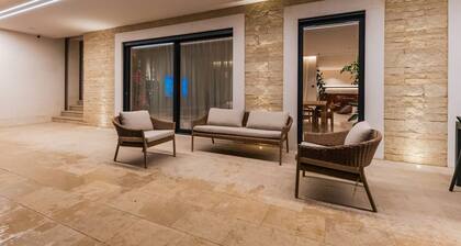 Jerina Mansion in Picall