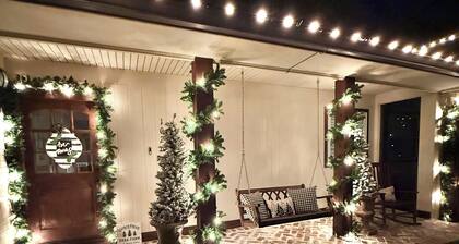 Christmas on Cane River - Watch Fireworks from Boat Dock or Walk to Festival