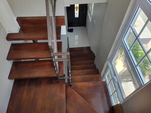 Interior - Charming 2-bedroom house in St. Catherine Parish with WiFi, AC (St. Catherine Parish)