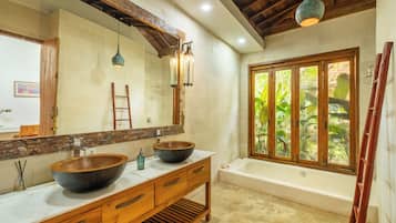 Luxury Villa, 4 Bedrooms, Private Pool, Garden View | Bathroom