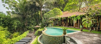 Private Pool Villa in ubud with Jungle View
