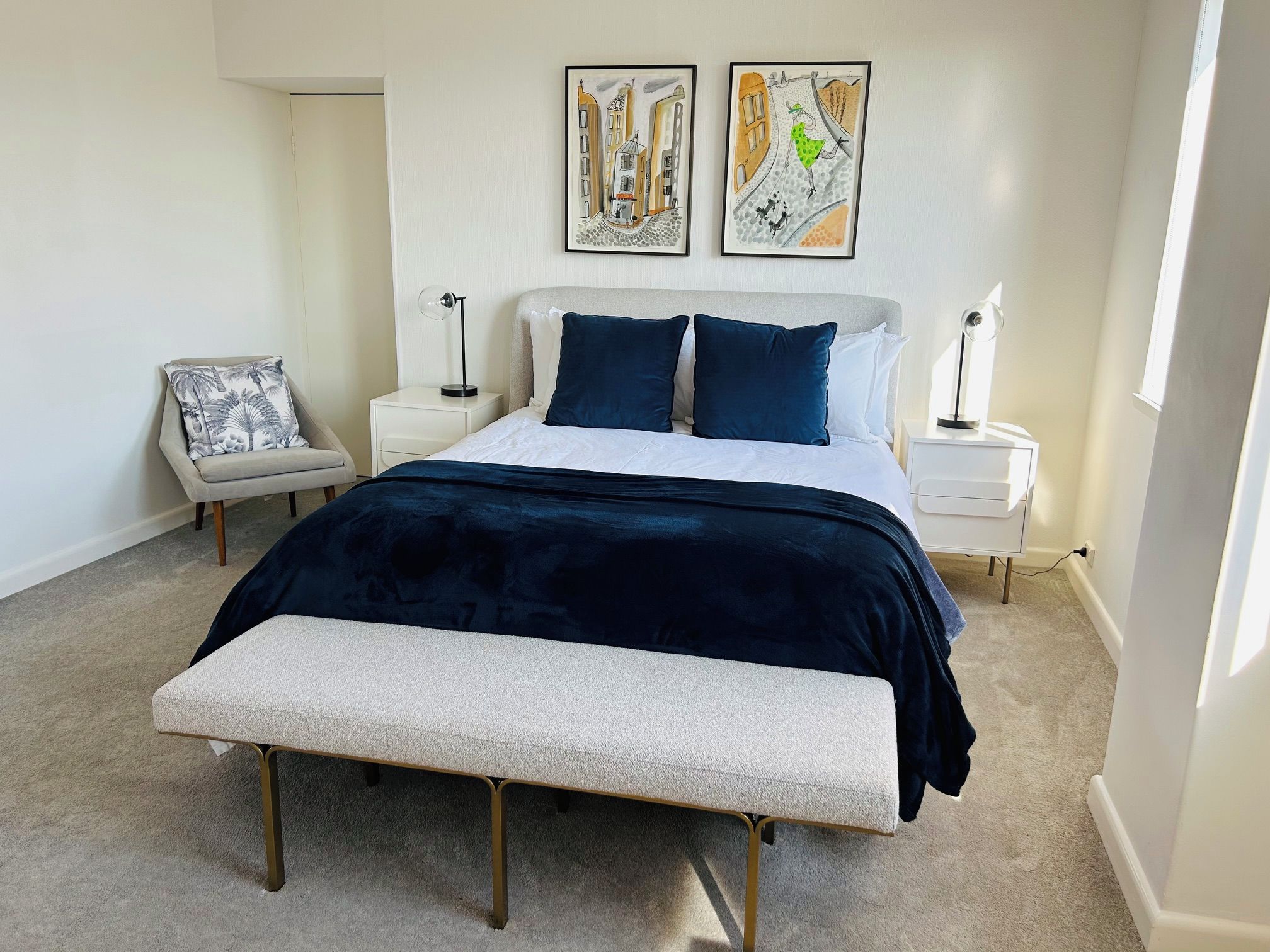 2 bedrooms, desk, iron/ironing board, WiFi