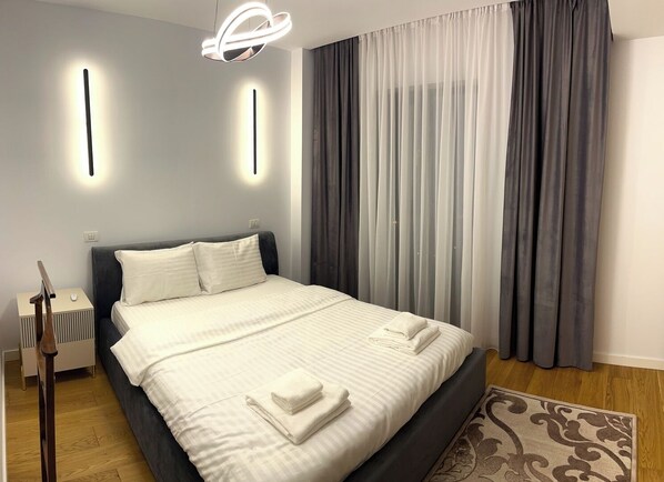 1 bedroom, iron/ironing board, free WiFi, bed sheets