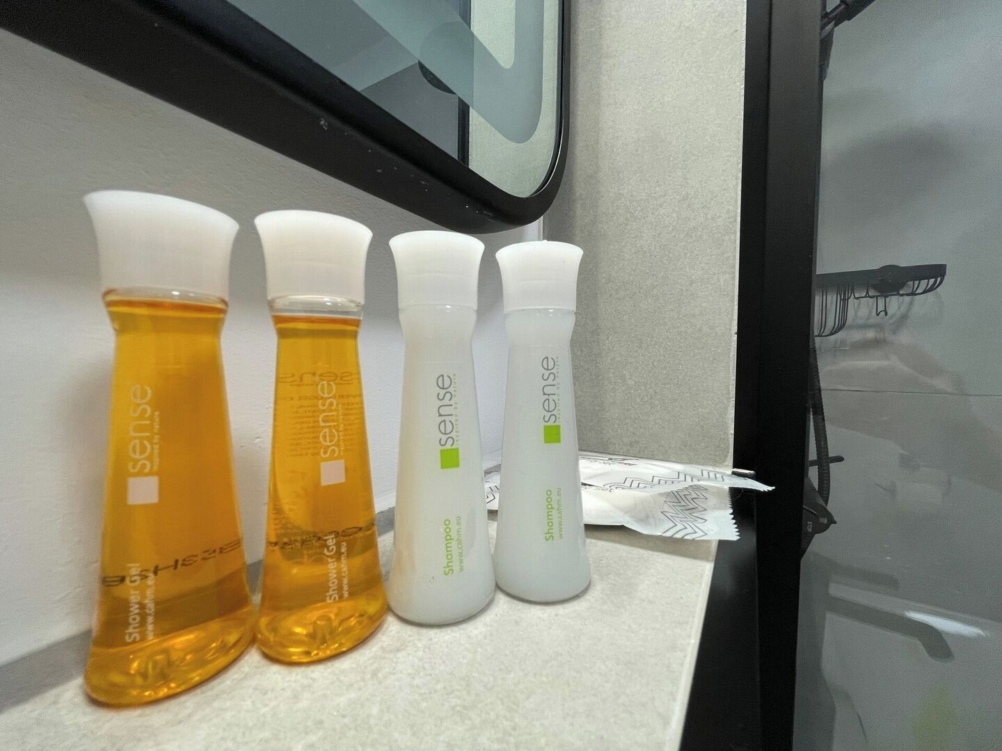 Bathroom amenities