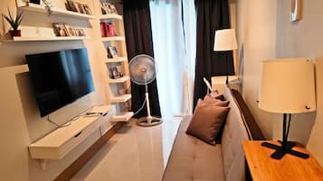 Smart TV, books