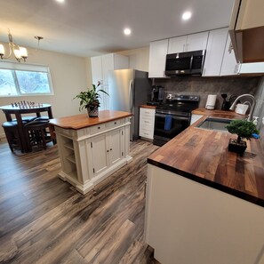 Microwave, oven, stovetop, dishwasher