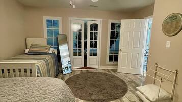 2 chambres, lit parapluie, Wi-Fi gratuit, draps fournis