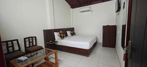 Deluxe Room, Balcony, Garden View | Free WiFi - Corbett Sunrise India Homestay By Eiyuu Hotels (Ramnagar)