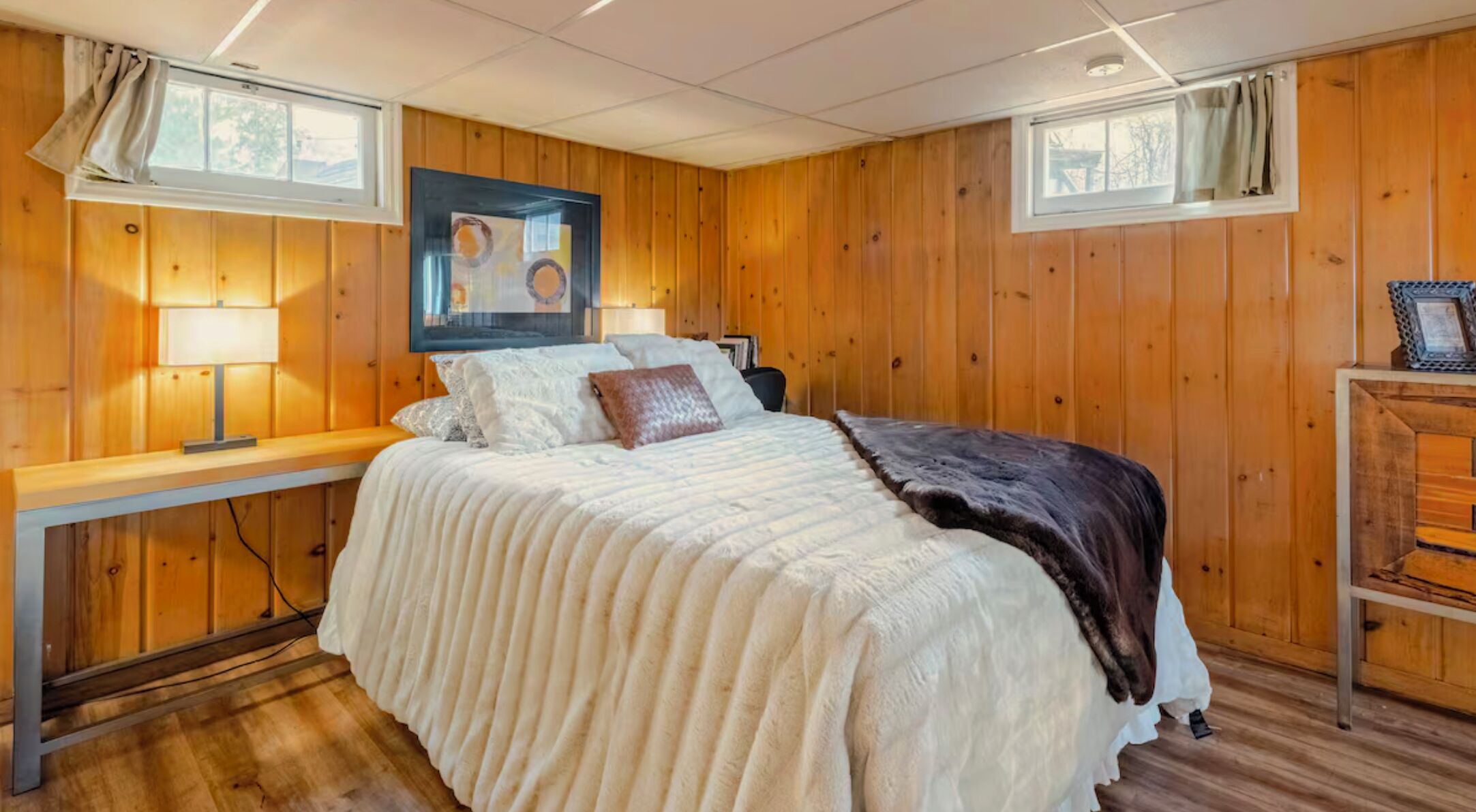 Desk, iron/ironing board, travel crib, WiFi