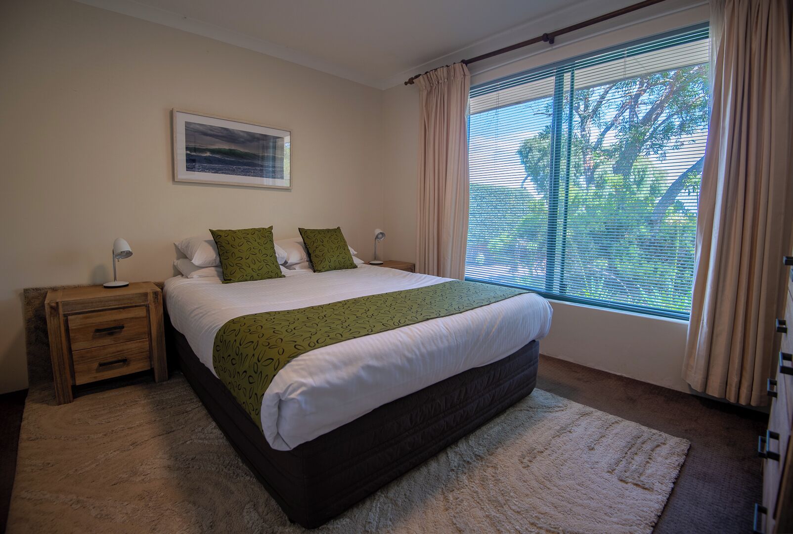 3 chambres, fer et planche à repasser, lit parapluie, Wi-Fi gratuit