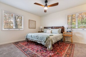 4 chambres, fer et planche à repasser, Wi-Fi gratuit, draps fournis