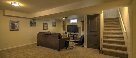 Smart TV, DVD player, books