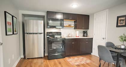 Lovely 1 bedroom! Near Samford, UAB & Downtown!