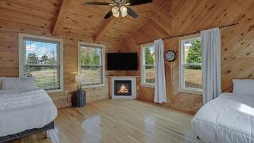 4 bedrooms, desk, iron/ironing board, WiFi