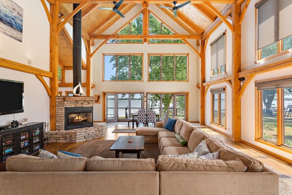 TV, fireplace, video games, stereo