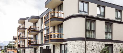 Apartment | Exterior