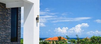 Modern Oceanview Villa. All Bedrooms with Private Bathrooms. Private Pool 