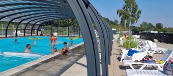 6 Person Holiday Park Home in Malling