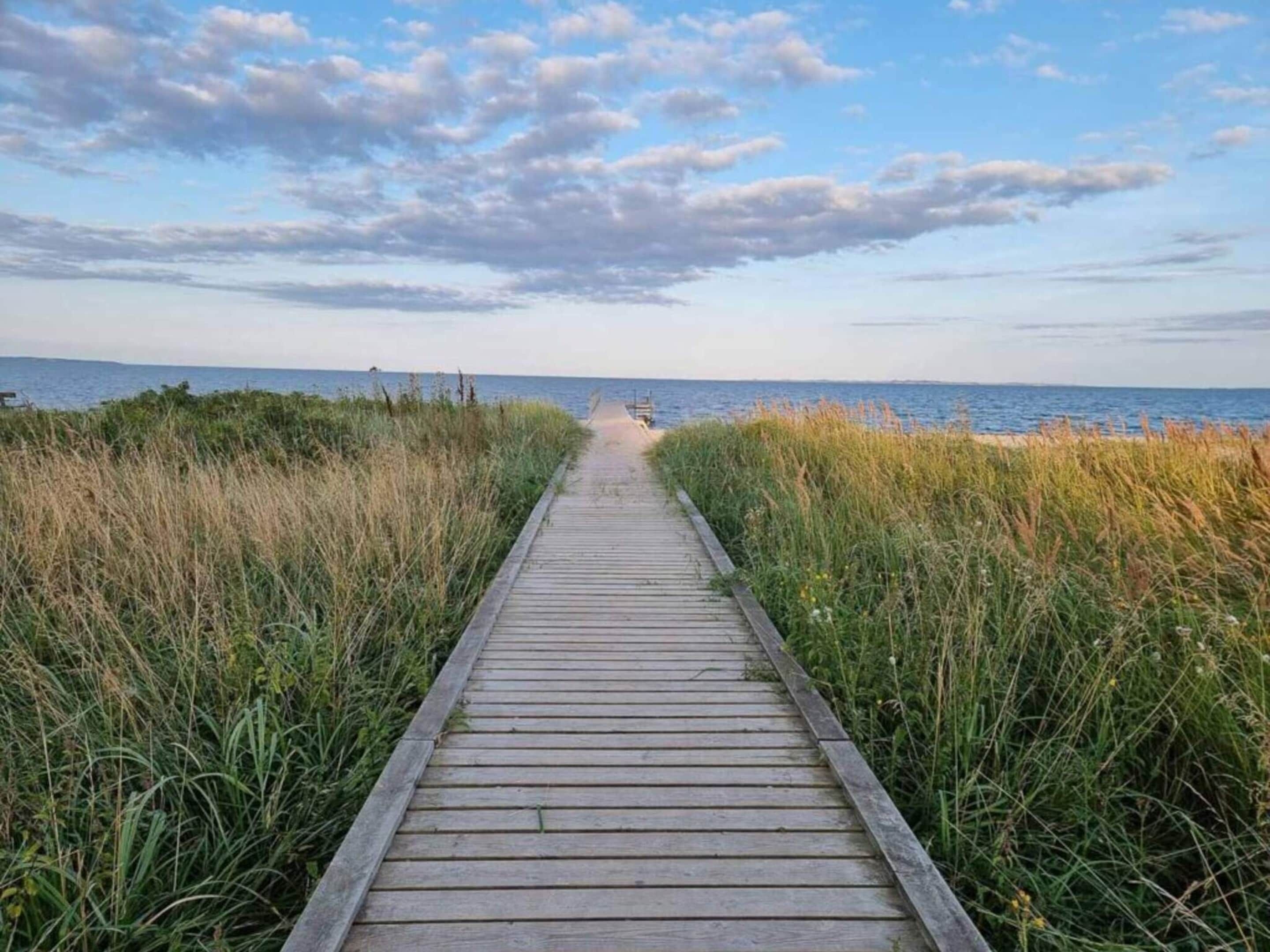 إطلالة على المياه