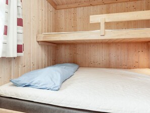 Interior - Cozy Cabin in Camping Resort (Lokken)