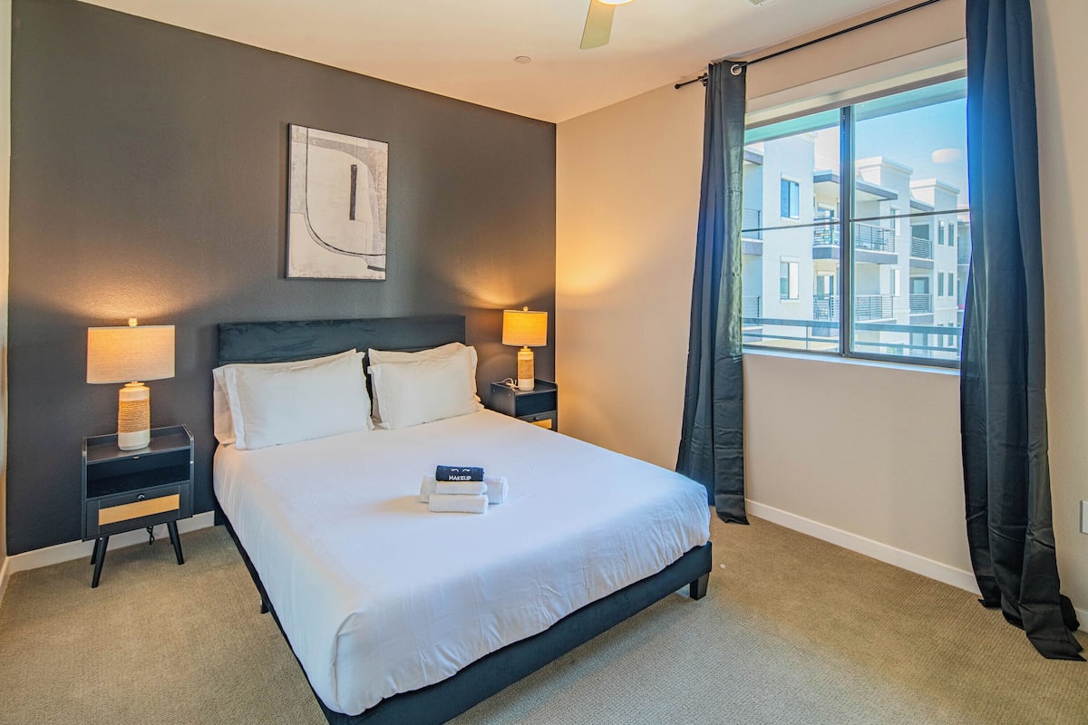 Appartement exclusif, 1 grand lit et 1 canapé-lit, non-fumeur, balcon | 2 chambres, bureau, espace de travail pour ordinateurs portables