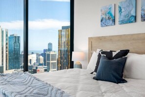 2 chambres, fer et planche à repasser, Wi-Fi, draps fournis