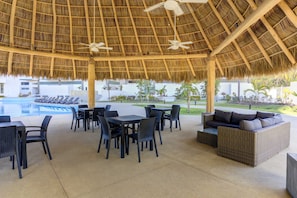 Outdoor dining - Casa Azul New Deluxe Studio Apt w/Great Views, Pool & Jacuzzi (Nuevo Nayarit)