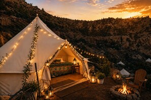 Property grounds - Cozy campground with WiFi and AC in charming Hildale (Hildale)