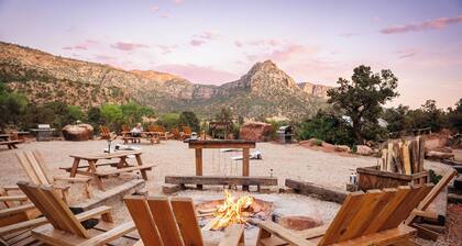 Cozy campground with WiFi and AC in charming Hildale