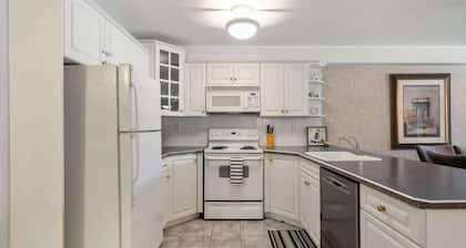 Vista I Cozy 2BR Condo | Mountain Views | Sleeps 6