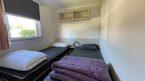 2 bedrooms
