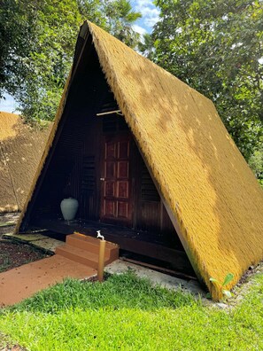 標準木屋, 庭院, 部分湖景 | 露台/庭院