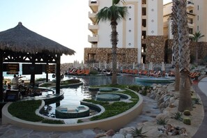 Pool - Grand Solmar Lands End - Studio (Cabo San Lucas)