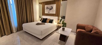 Hotel Mumbai House - Vashi Navi Mumbai