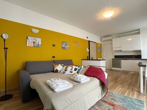Apartment | Iron/ironing board - Studio With Balcony in Bovisa Milan (Milan)
