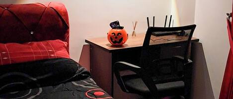 1 quarto, ferros/tábuas de passar roupa, Wi-Fi, roupa de cama