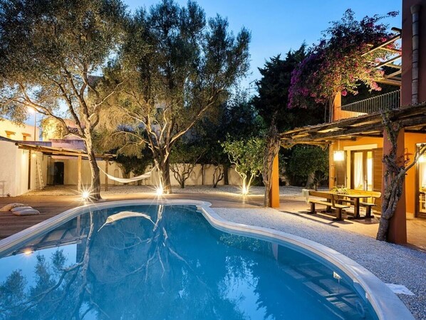 Outdoor pool - RELAIS ARANGEA (Marsala)