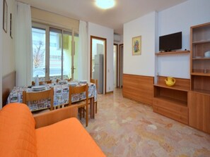 Interior - Stylish house in a seafront view building (Bibione)