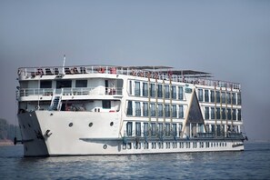 Front of property - Excellent Nile cruise 4 & 6 Nights (Luxor)