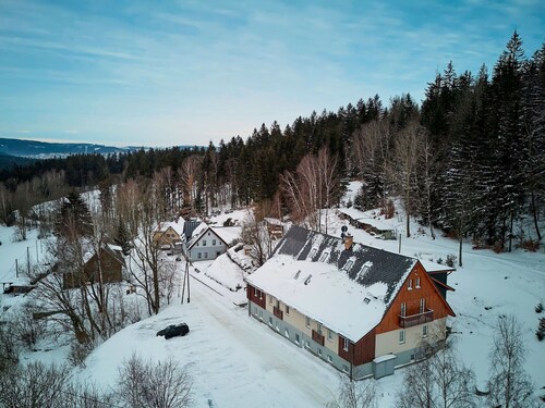 Cosy apartment for 4 people with WIFI and TV