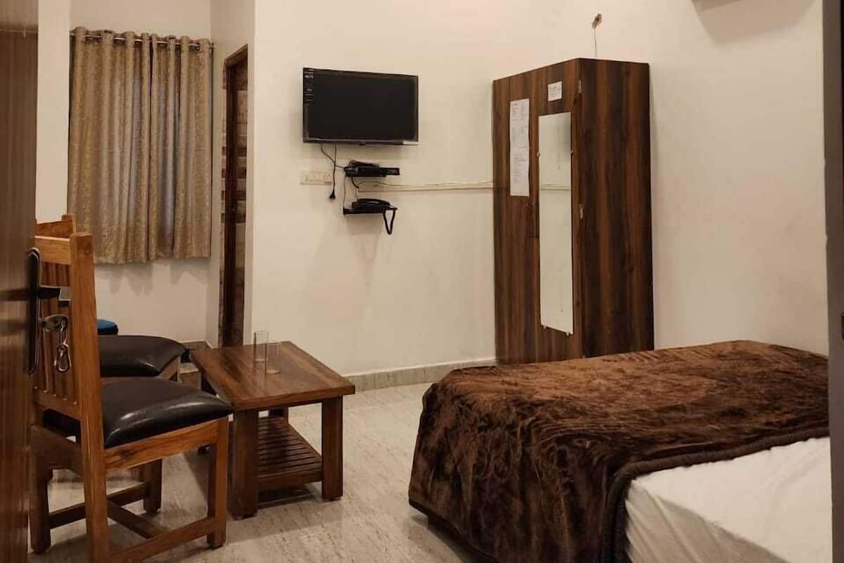 Deluxe Double Room | Desk, WiFi (free)