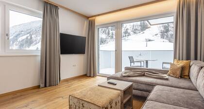 Spacious Apartment With Balcony