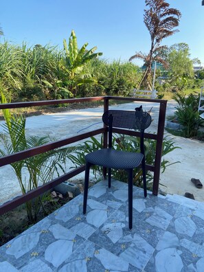 Ferienhaus, Gartenblick | Terrasse/Patio