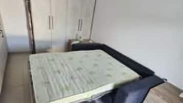 9 bedrooms, cots/infant beds, free WiFi