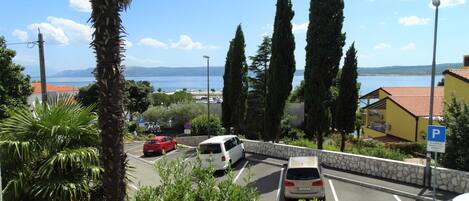 Apartment (One Bedroom Apartment with Balcony) | Exterior