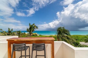 Property grounds - Lovely Suites in Punta Sur w/pool (Isla Mujeres)