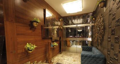 Hotel Daimond